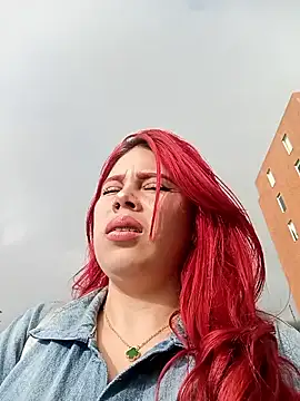 aurora sky11 online show from September 2025 09:05:01 PM