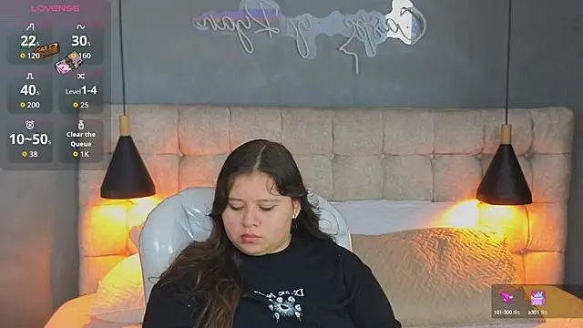 Laia and Aloby online show from September 2025 10:24:01 PM