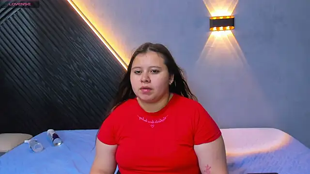 Laia and Aloby online show from June 2026 09:52:01 PM