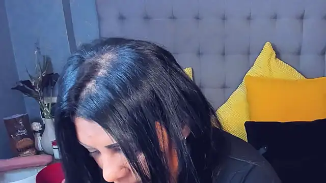 AmyCubes online show from May 2026 05:27:02 AM