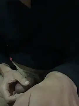 Young arabe online show from January 2025 12:22:01 AM