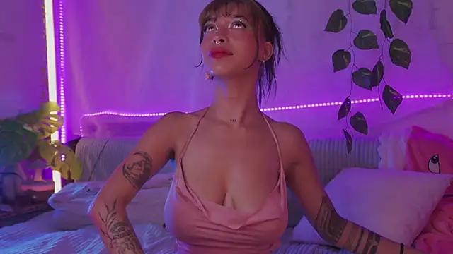 Kitty arts online show from January 2025 01:59:01 AM