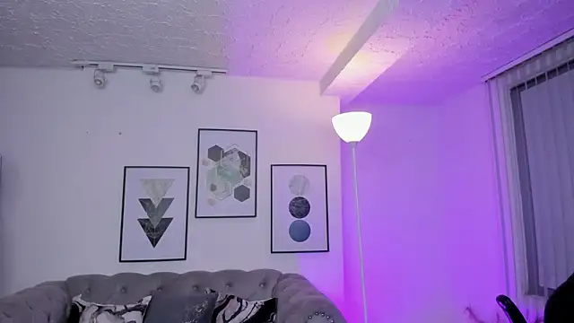 Snapshot of kendaall_jenner_ chatting on January 2025 08:18:02 AM kendaall jenner online show from January 2025 08:18:02 AM