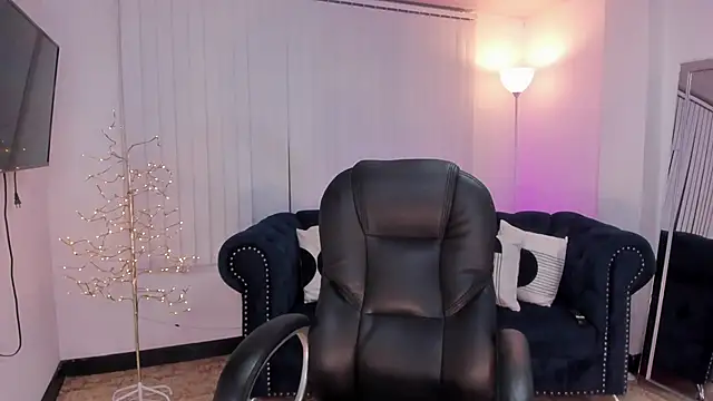 Snapshot of kendaall_jenner_ chatting on February 2025 10:19:01 AM kendaall jenner online show from February 2025 10:19:01 AM