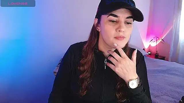 Lu perez online show from January 2025 05:15:01 PM