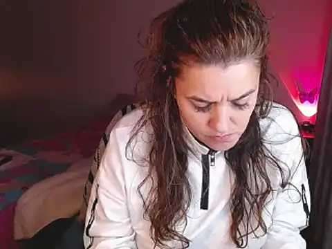 Lu perez online show from March 2025 11:00:02 PM