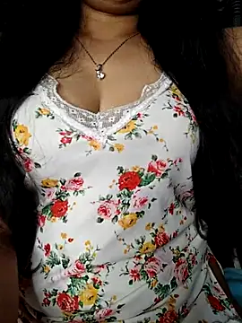Rina777o online show from July 2026 05:40:02 PM