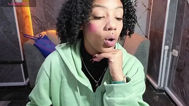 Violeth b online show from October 2025 12:49:01 PM