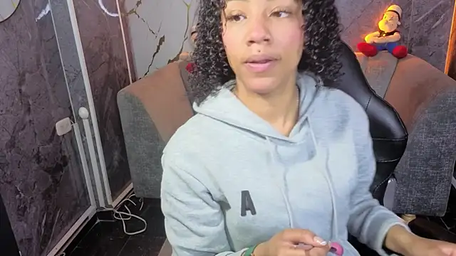 Violeth b online show from March 2026 01:00:01 PM