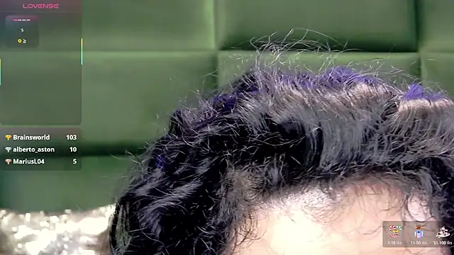 Snapshot of SelenSummer chatting on February 2025 01:44:01 PM SelenSummer online show from February 2025 01:44:01 PM