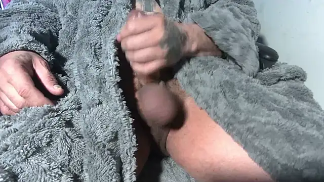 Snapshot of RickStone51 chatting on January 2026 09:57:01 PM RickStone51 online show from January 2026 09:57:01 PM