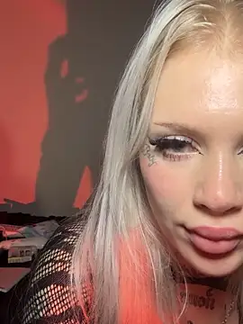 Snapshot of Julamayana chatting on October 2025 07:44:02 PM Julamayana online show from October 2025 07:44:02 PM