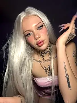 Snapshot of Julamayana chatting on October 2025 07:34:01 PM Julamayana online show from October 2025 07:34:01 PM