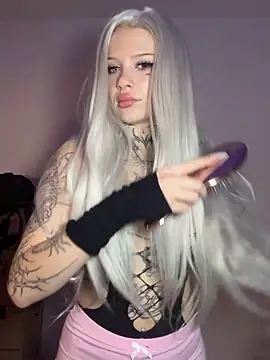 Snapshot of Julamayana chatting on October 2025 07:47:01 PM Julamayana online show from October 2025 07:47:01 PM