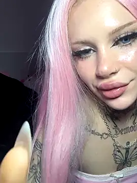 Snapshot of Julamayana chatting on November 2025 07:03:01 PM Julamayana online show from November 2025 07:03:01 PM