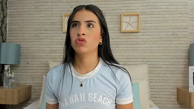 IssabellaLopez online show from February 2025 11:06:01 PM