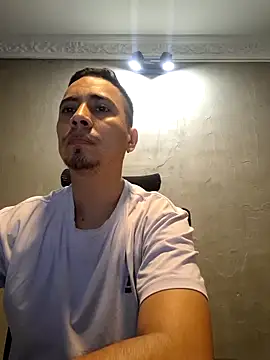 mikellwilliams10 online show from June 2026 06:11:02 PM