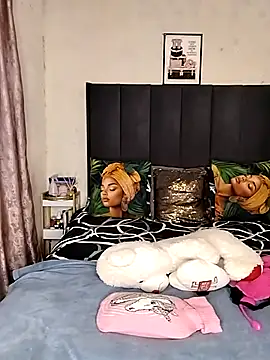 quenliyasa online show from May 2026 08:37:01 PM
