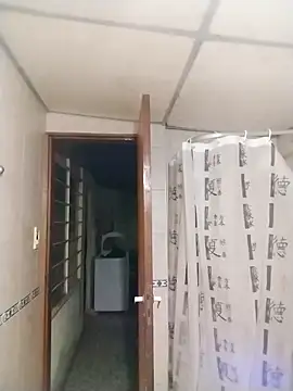 lucylovles online show from February 2026 05:03:01 AM