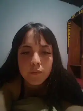 lucylovles online show from April 2026 12:19:02 AM