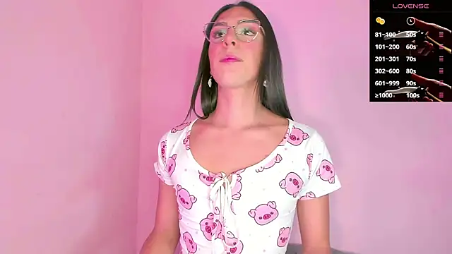 Snapshot of Crystal_channel1 chatting on October 2025 01:30:02 AM Crystal channel1 online show from October 2025 01:30:02 AM