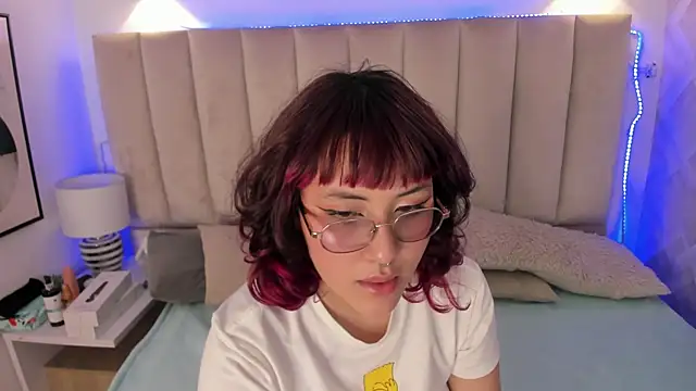 Snapshot of Haru_Bonny chatting on December 2025 08:16:02 PM Haru Bonny online show from December 2025 08:16:02 PM