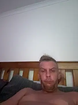 aus guy93 online show from March 2026 07:32:01 PM