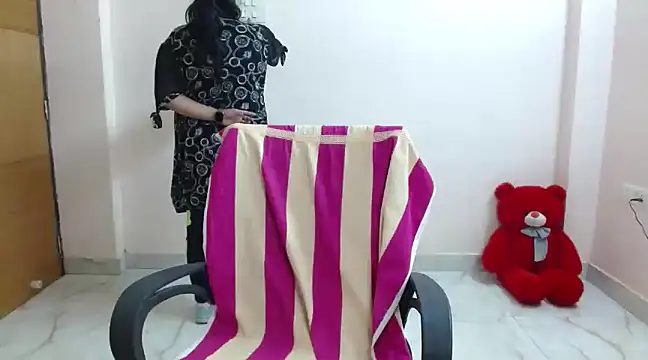 Naughty Ayesha1 online show from January 2025 01:35:01 PM