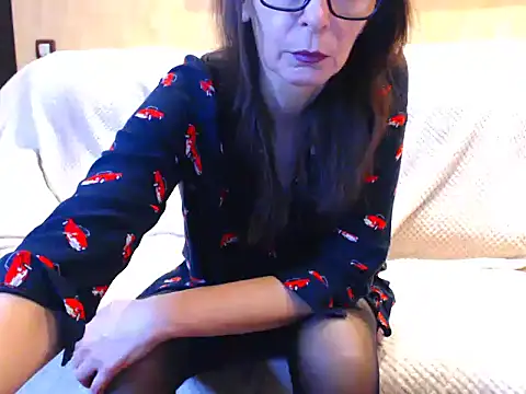 Julianna6532 online show from May 2026 07:02:02 AM