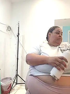 Alisson am online show from September 2025 11:15:01 AM