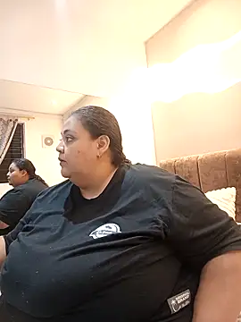 Alisson am online show from December 2025 11:19:01 AM