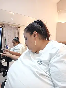 Alisson am online show from July 2026 05:17:01 PM