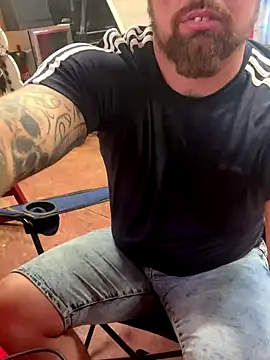 Snapshot of BigBaby964 chatting on October 2025 09:01:01 PM BigBaby964 online show from October 2025 09:01:01 PM