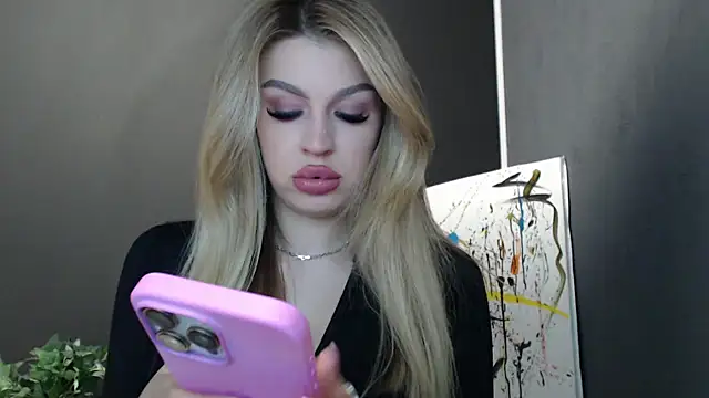 Snapshot of Your_Jessy chatting on April 2026 01:06:02 PM Your Jessy online show from April 2026 01:06:02 PM