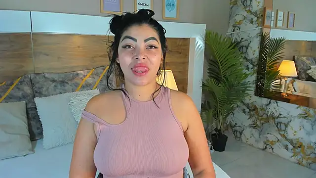 EmaBakker online show from February 2025 10:51:01 AM