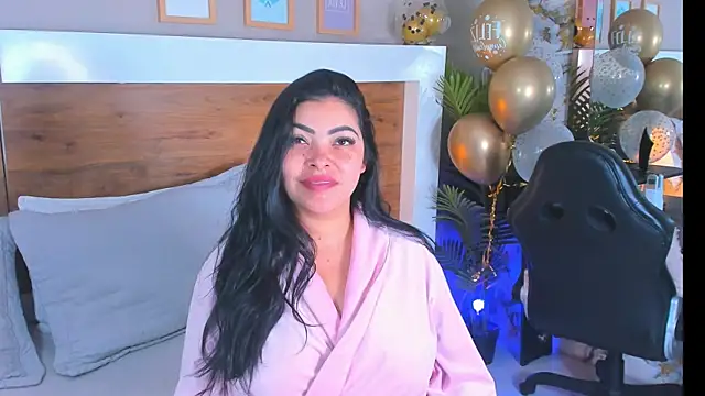 EmaBakker online show from April 2026 11:48:01 AM