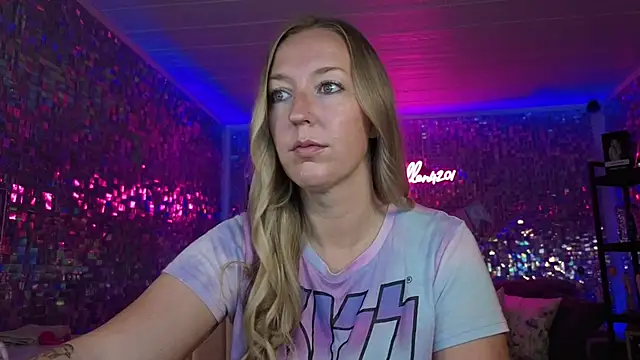 lucyallen4201 online show from June 2026 10:06:02 AM