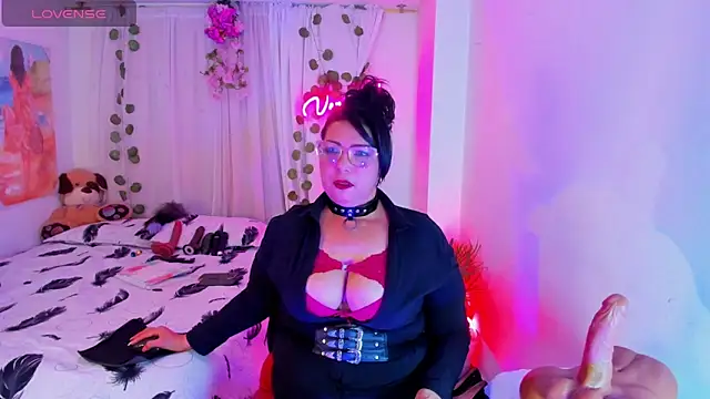 Venus R0se online show from November 2025 11:05:01 PM