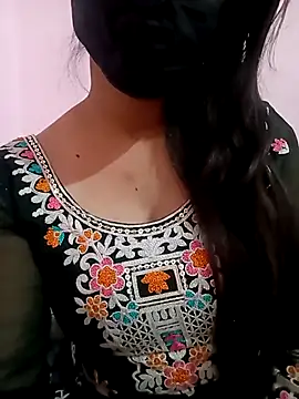 Snapshot of Mahi_Baby25 chatting on November 2025 02:54:02 AM Mahi Baby25 online show from November 2025 02:54:02 AM