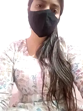 Snapshot of Mahi_Baby25 chatting on February 2026 03:31:02 PM Mahi Baby25 online show from February 2026 03:31:02 PM