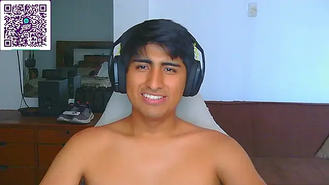 Snapshot of CzarPM chatting on February 2026 08:07:02 PM CzarPM online show from February 2026 08:07:02 PM