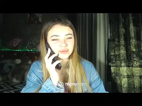 Snapshot of BonnyShy chatting on February 2025 04:27:01 AM BonnyShy online show from February 2025 04:27:01 AM