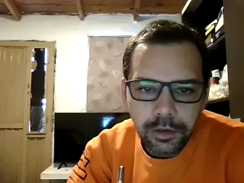 Snapshot of Lolosalvage83 chatting on March 2025 02:01:02 PM Lolosalvage83 online show from March 2025 02:01:02 PM