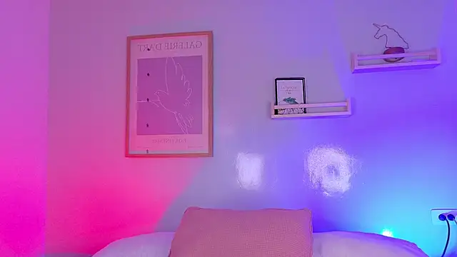 ParisFox  online show from March 2026 08:03:02 PM