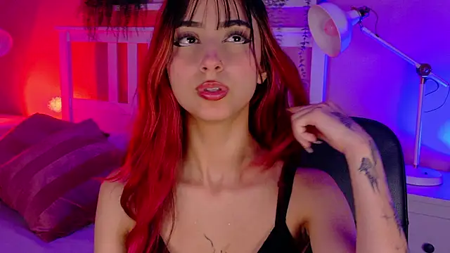 ParisFox  online show from March 2026 02:48:01 AM