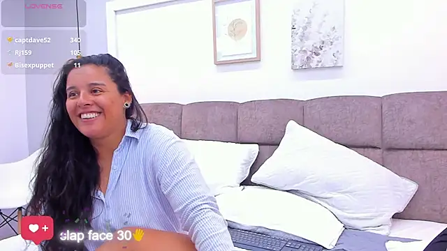 Snapshot of Dilan_y_Mia chatting on March 2025 08:06:02 PM Dilan y Mia online show from March 2025 08:06:02 PM