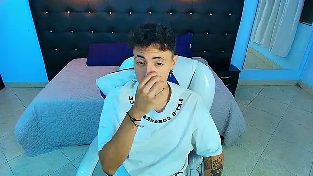 Lobo 17  online show from January 2025 03:55:02 AM