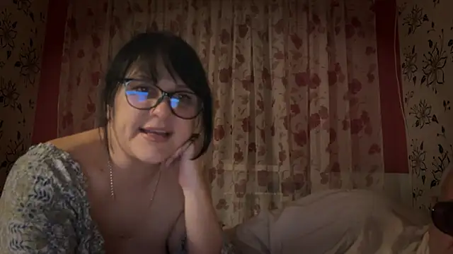 StellarTeam online show from November 2025 06:51:01 PM