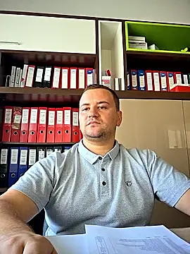 Snapshot of KarlosCarutox chatting on September 2025 01:35:01 PM KarlosCarutox online show from September 2025 01:35:01 PM