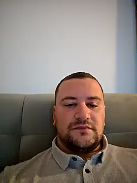 KarlosCarutox online show from November 2025 07:30:02 PM